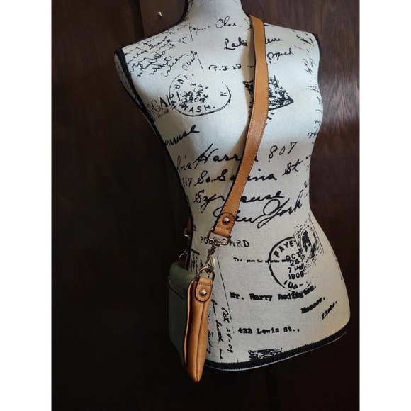 Simply Noelle Gray & Brown Small Crossbody Purse Magnetic Flap Adjustable Gold - Picture 3 of 7